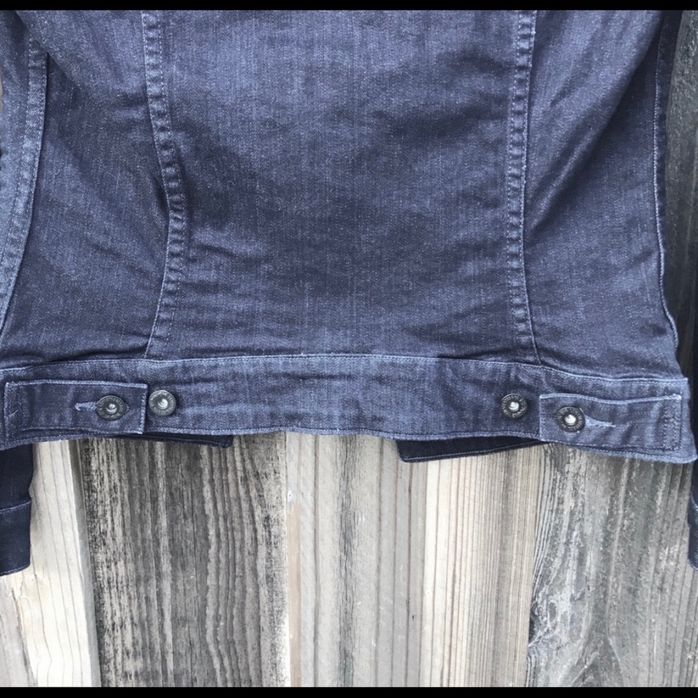 Levi’s Jacket - Picture 4 of 6